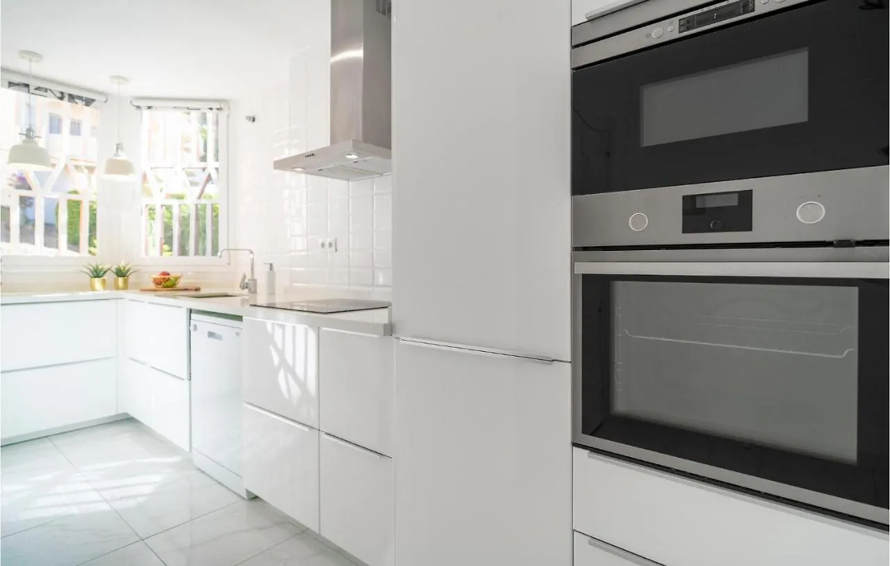Stunning Apartment In Riviera Del Sol With Wifi Sitio de Calahonda
