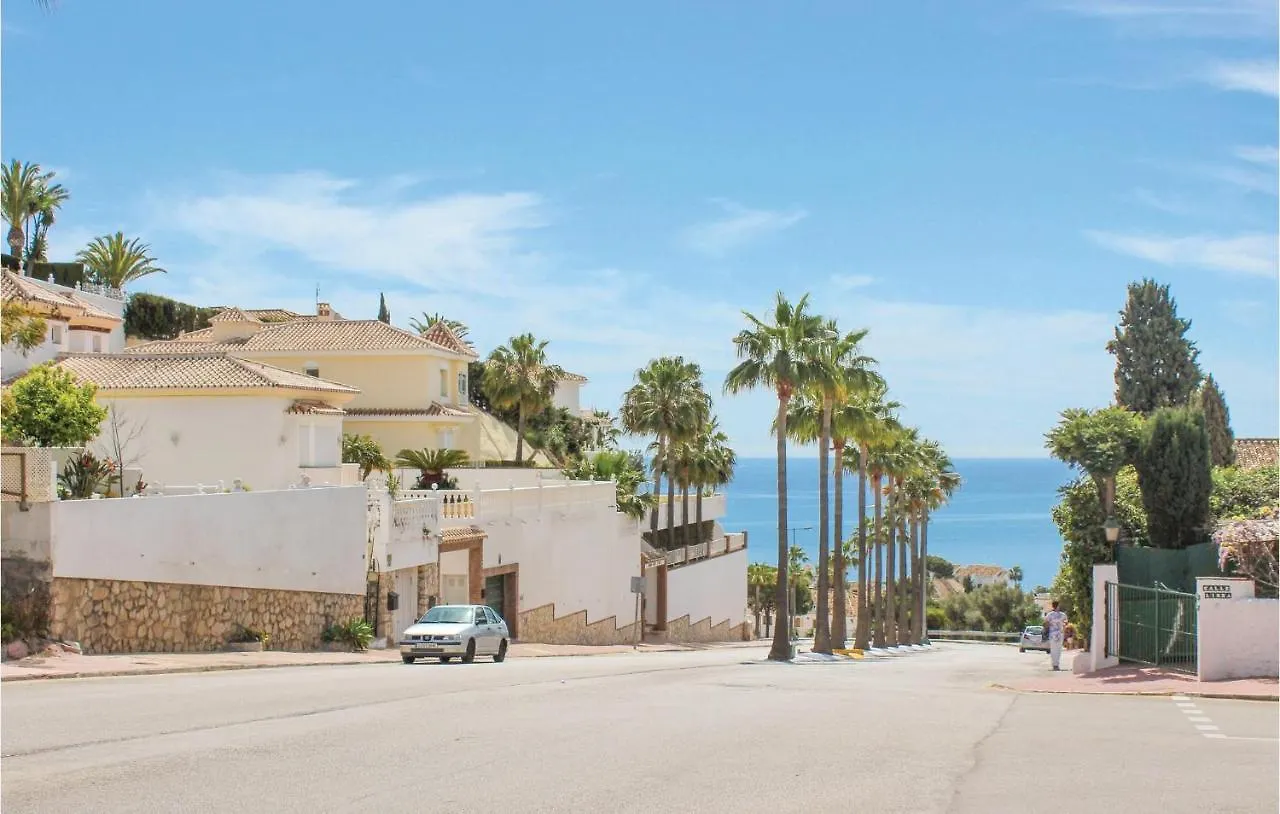 Stunning Apartment In Riviera Del Sol With Wifi Sitio de Calahonda 0*,  Spain